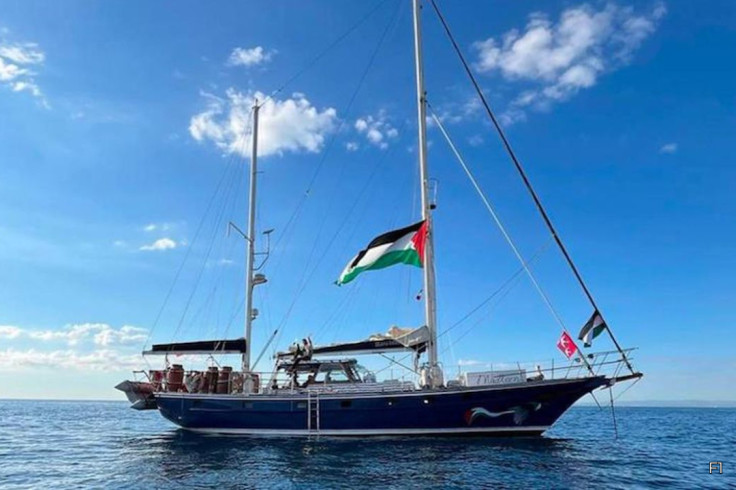 Ativistas presos por Israel recebem assistência de embaixadas