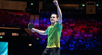 Calderano derrota francês e fica a 2 vitórias do bi na Copa do Mundo