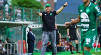 Chapecoense anuncia demissão do técnico Gilmar Dal Pozzo
