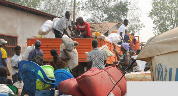 Desastres climáticos causaram 220 milhões de deslocamentos em 10 anos