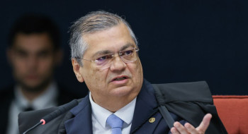 Dino dá prazo para estados e municípios explicarem emendas para Perse
