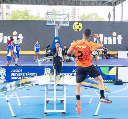 Esporte Universitário leva mensagem de paz em meio a conflitos globais