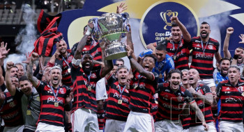 Flamengo vence Atlético-MG e fica com título da Copa do Brasil