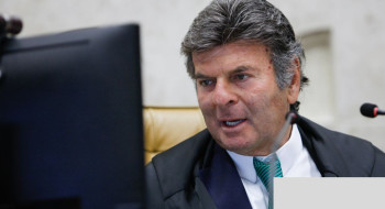 Fux diz que bets não podem ficar sem regulação no país