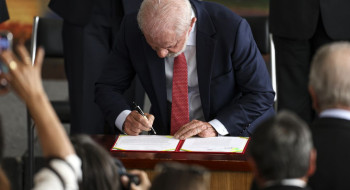 Lula veta integralmente PL da Dosimetria