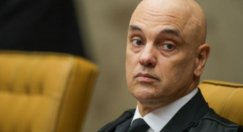 Moraes aumenta restrição para voos de drones na casa de Bolsonaro