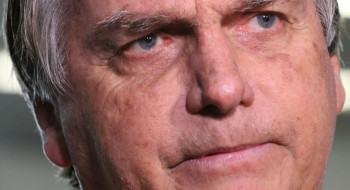 Moraes pede relatório de visitas e rotina de Bolsonaro na prisão