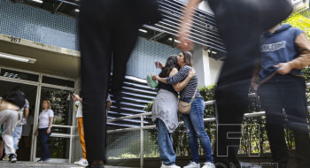 Pensamento positivo, oração e até pet: pais torcem para filhos no Enem