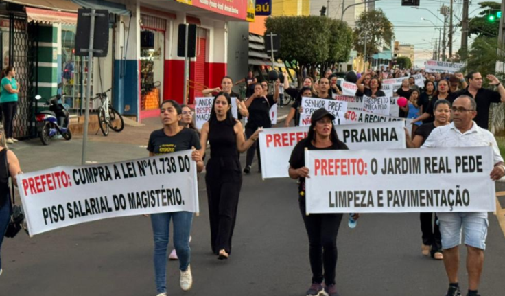 Prefeito André Lima é alvo de manifestação e sofre cobranças da população em Epitácio
