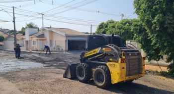 Prefeitura de Presidente Venceslau inicia trabalho de manutenção em vias do Jardim Aripuanã 