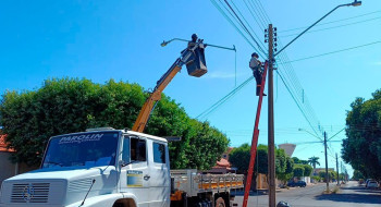 Presidente Epitácio inicia substituição de luminárias por LED para ampliar economia e segurança