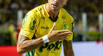 Sensação de 2025, Mirassol bate São Paulo em estreia no Paulistão