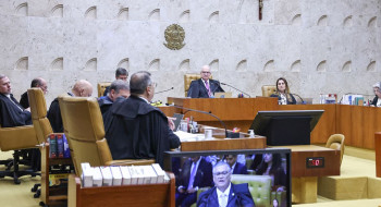 STF suspende julgamento sobre mandato-tampão para governo do Rio